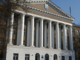 В здании запорожского коледжа функционировало СТО