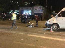 Тройное ДТП с маршруткой в Днепре: мотоцикл разорвало на части, мотоциклист погиб, - ФОТО