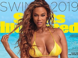 Тайра Бэнкс снялась для обложки Sports Illustrated Swimsuit спустя 20 лет после своего дебюта в журнале