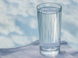 Названы 8 признаков опасной питьевой воды