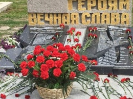 В аннексированном Крыму разбили памятник погибшим на Второй мировой войне крымским татарам