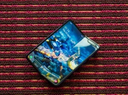 Ожидание Samsung Galaxy Fold затягивается на неопределенный срок