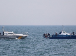 В море под Одесской задержали турецкие суда, их подозревают в браконьерстве