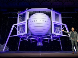 Blue Origin пообещал отправить людей на Луну в 2024 году и показал лунный корабль