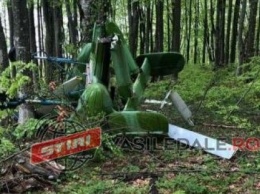 На украинско-румынской границе нашли обломки вертолета и тело пилота