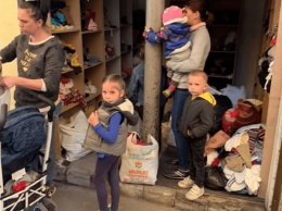 Бесплатно оденут, обуют и не возьмут ни копейки: под Днепром помогает Министерство Добрых Дел (Фото)