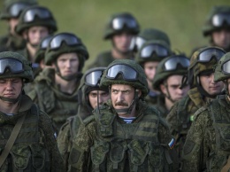 Украинцы высмеяли мемориальную доску главарю боевиков: «Это же из фильма ужасов»