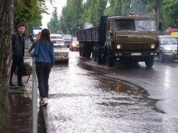 В Днепре 12 квартал затопило из-за дождя