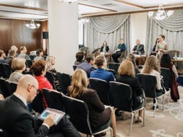 Перспективы роста: Минпромторг России провел образовательный семинар для специалистов легкой промышленности
