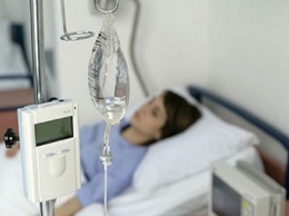 В Мариуполе 14-летняя девочка упала с недостроенной хирургии
