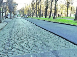 В Днепре требуют поменять брусчатку в центре на новое покрытие