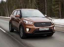 «Какие-то очень дорогие нанотехнологии»: В сети высмеяли владельца Hyundai Creta за покрытие машины стеклокерамикой