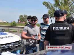 В Николаеве задержали одесситов, пытавшихся взять под контроль весовой комплекс