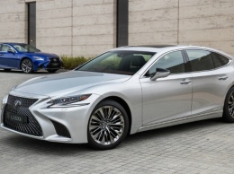 В России отзывают седаны Lexus LS из-за дефектных шин