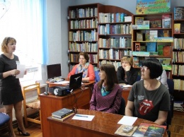 В библиотеке имени Днепровской Чайки начала функционировать студия для работников библиотек ОТГ