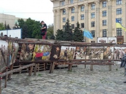 В Харькове на помощь волонтерам пришли воины АТО - поставили рядом свою палатку