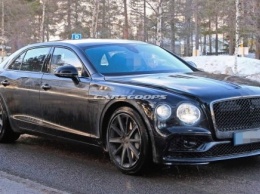 Салон нового Bentley Flying Spur отделают 3D-кожей