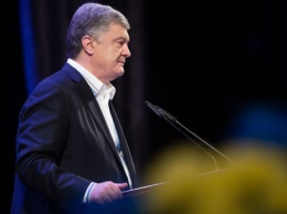 Порошенко уволил пресс-секретаря, ряд советников и чиновников