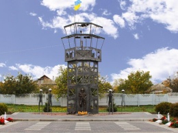 В парке Коминтерново построили башню в честь боев за Донецкий аэропорт
