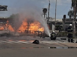 В Житомире случился пожар на автозаправке, есть пострадавшие