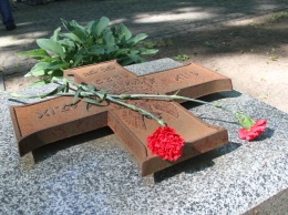 На Харьковщине почтили память жертв политических репрессий
