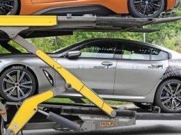 Новые шпионские фото BMW 8 Series Gran Coupe без камуфляжа