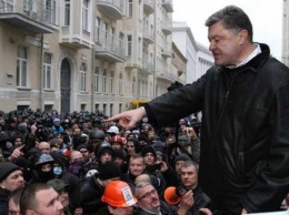 Порошенко громко хлопнул дверью, запущен разрушительный механизм: "пострадают миллионы украинцев"