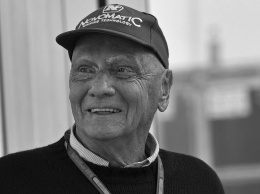 Умер трехкратный чемпион "Формулы 1" Ники Лауда