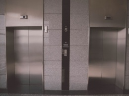 Насиловал в лифте: в Харькове задержали серийного маньяка