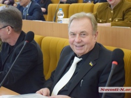 «Таланты Николаевщины»: депутат облсовета спел песню Марка Бернеса