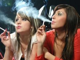 Курение нарушает когнитивные функции у женщин гораздо сильнее, чем у мужчин