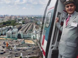 Разбитые ступеньки, а за ними Порше: Пассажирка разнесла РЖД за «позорную» встречу гостей Москвы