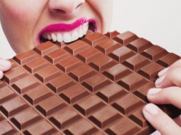 Почему нельзя держать шоколадные батончики в холодильнике