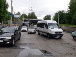 В Запорожье, в районе автовокзала, произошло двойное ДТП, - ФОТО
