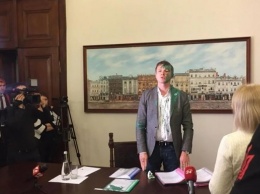 Заместителя мэра Львова облили краской