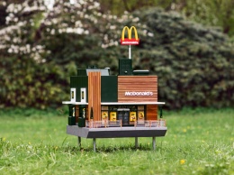 В Швеции открылся самый маленький в мире McDonald's (видео, фото)