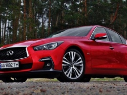 Тест-драйв Infiniti Q50s: секс и город