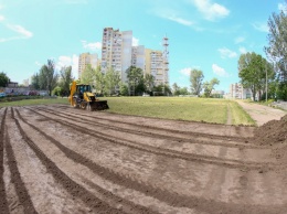 Гандбольное поле, беговые дорожки и комплекс силовых тренажеров: на Пишоновской восстанавливают стадион строительной академии
