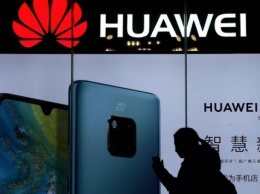 Huawei лишилась прав на использование карт памяти microSD