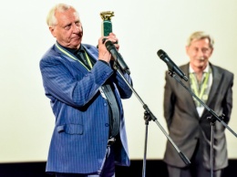 Британский режиссер Питер Гринуэй получил почетную награду кинофестиваля "Молодость"