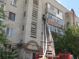 В Сумах в пятиэтажке произошел пожар