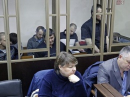 Суд в РФ оставил под стражей пятерых крымскотатарских активистов