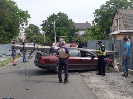 В Борисполе запредельно пьяный водитель снес столб
