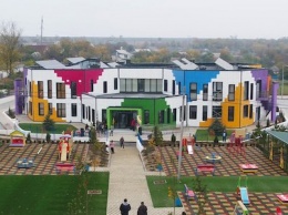 Под Днепром детский сад в форме сот получил престижную архитектурную премию