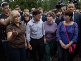 Зеленский встретился с семьями погибших на шахте «Лесная»