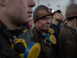 Кабмин расследует трагедию на шахте "Лесная" и окажет помощь семьям погибших