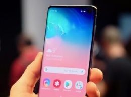 Samsung отзывает последние обновления с S10