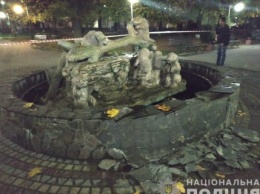 Мужчина, бросивший гранату в фонтан в Бибрке, отделался условным сроком