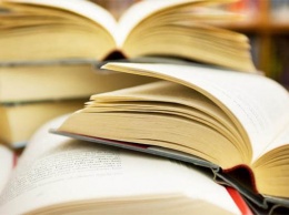 В Украину запретили ввоз еще пяти российских книг