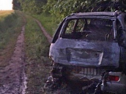 В Днепре за ночь сгорели два автомобиля